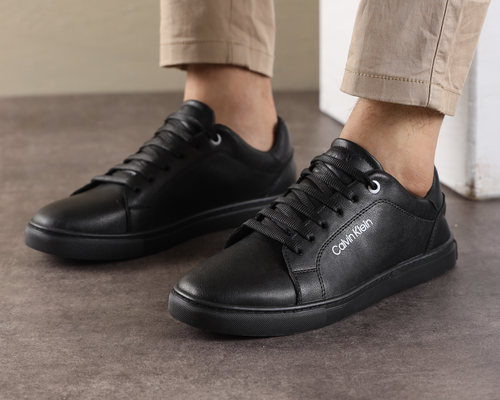 Classic Flat Sneakers