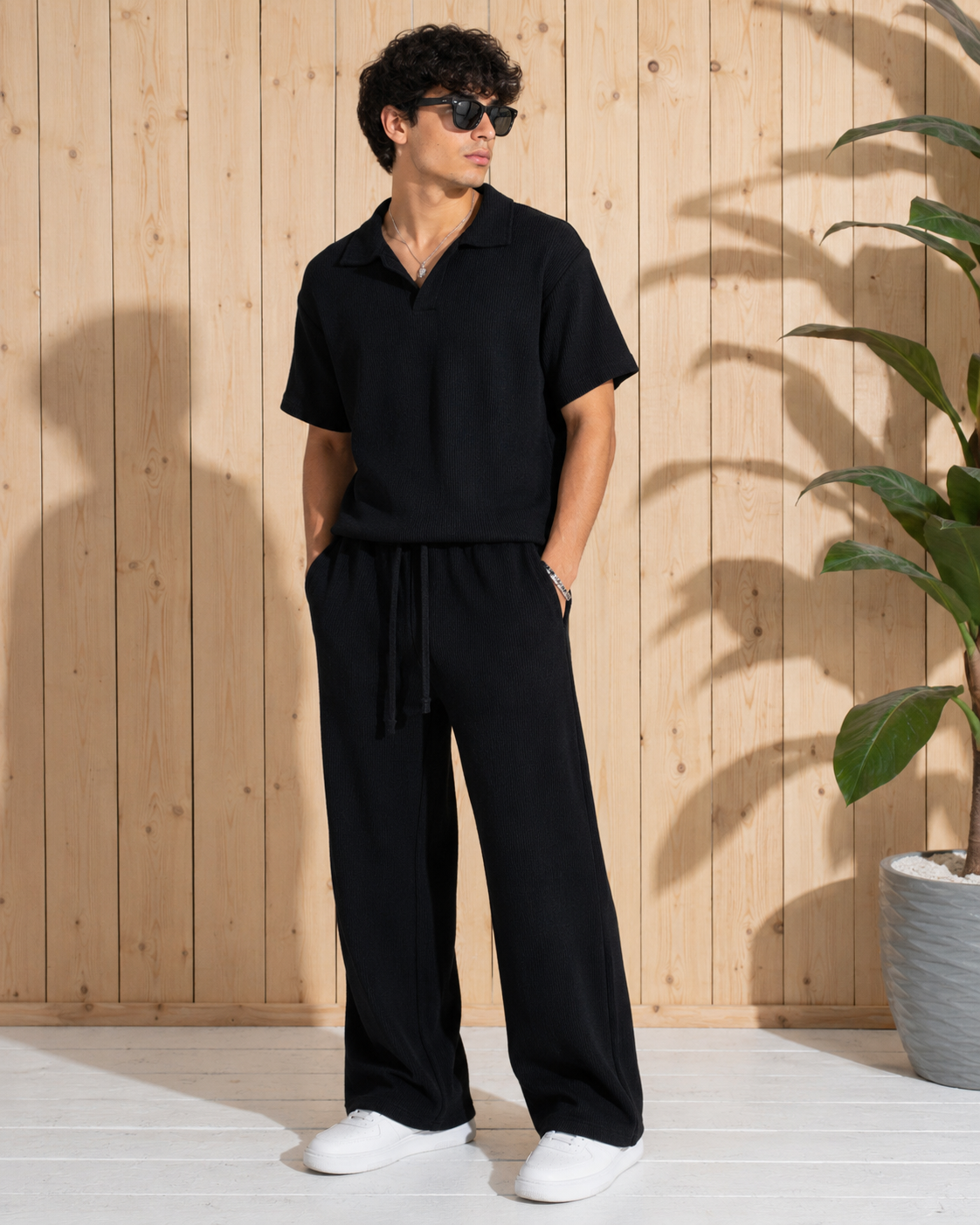 suit T-shirt + wide leg pants