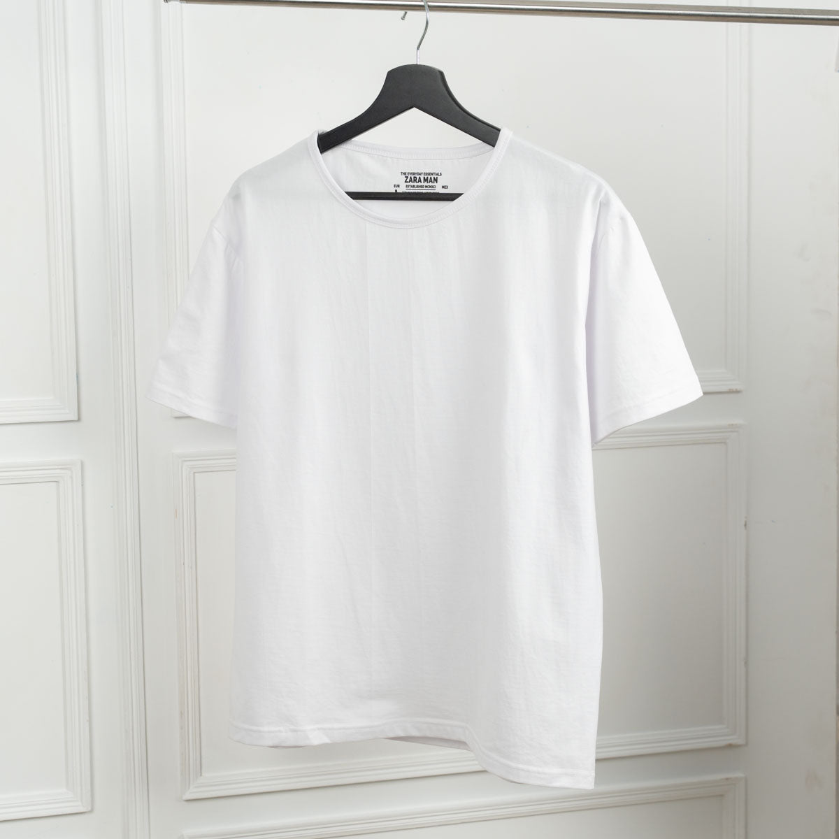 basic T-shirt