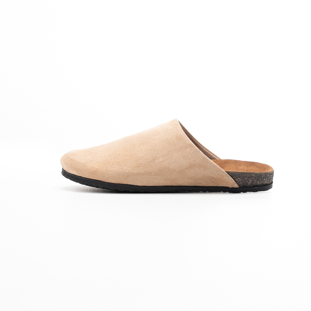 Leather slipper